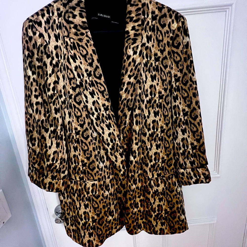 Leopard blazer